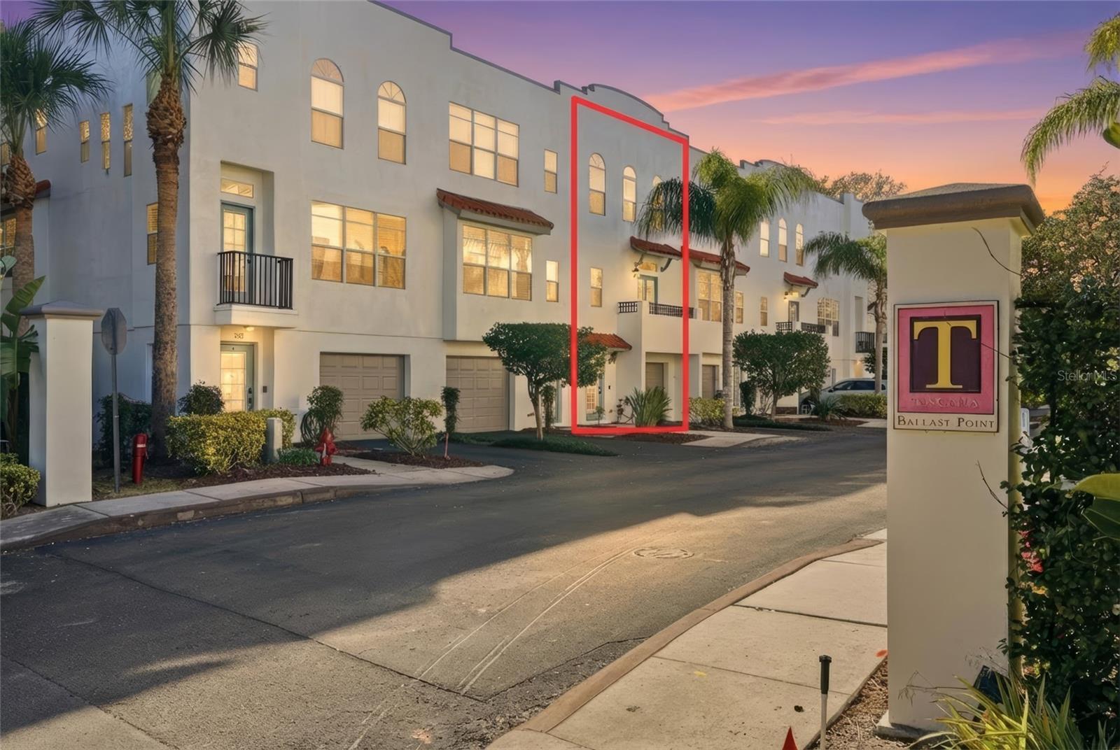 Villa Toscana Townhomes