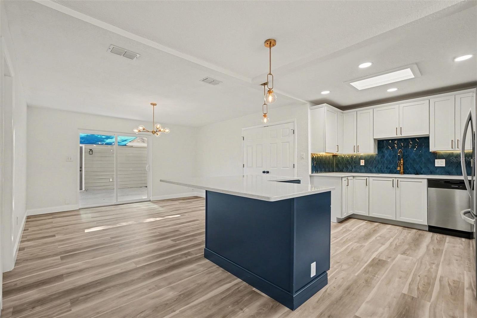 KITCHEN TO DINGING ROOM