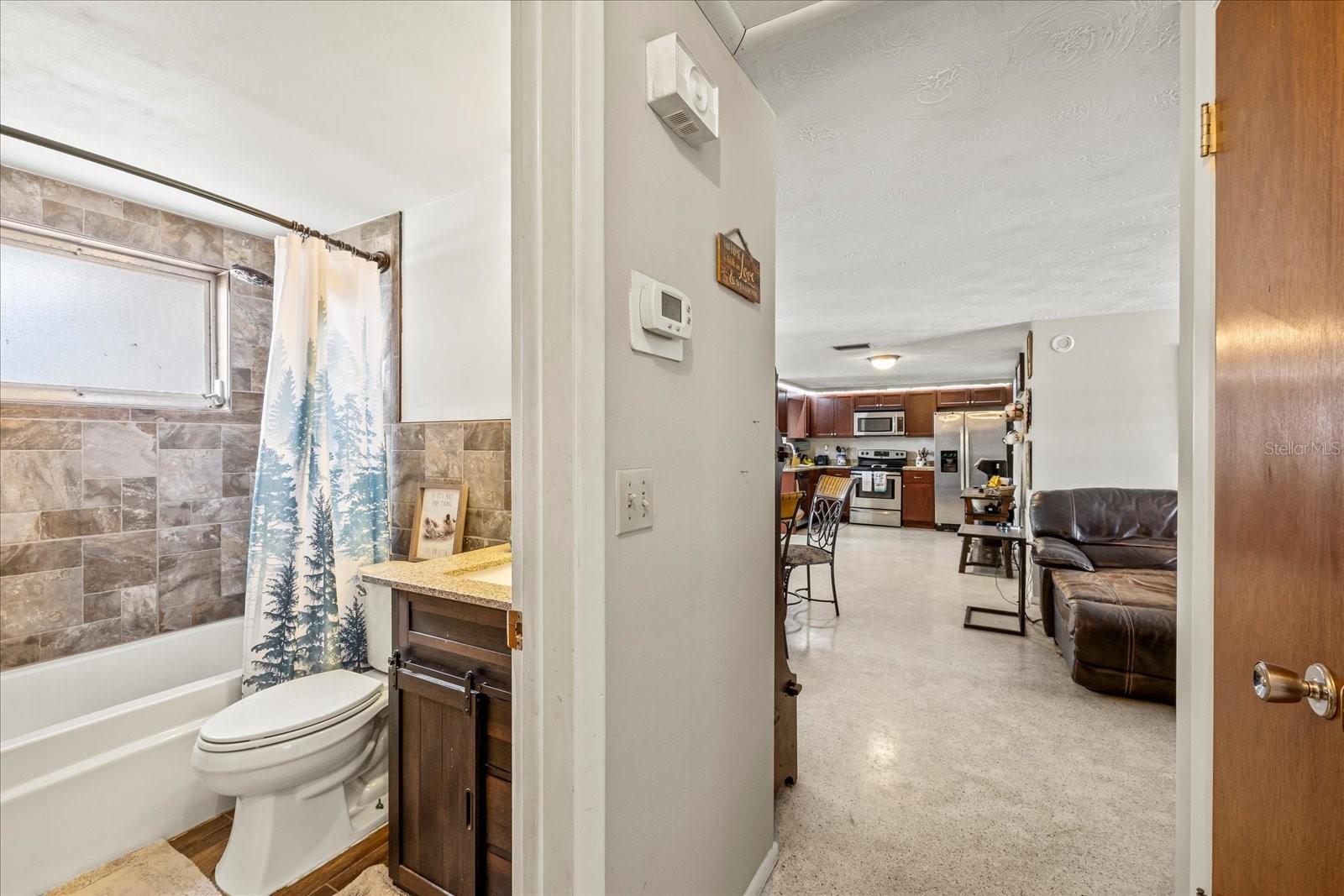 Hall Bathroom with tub/shower.