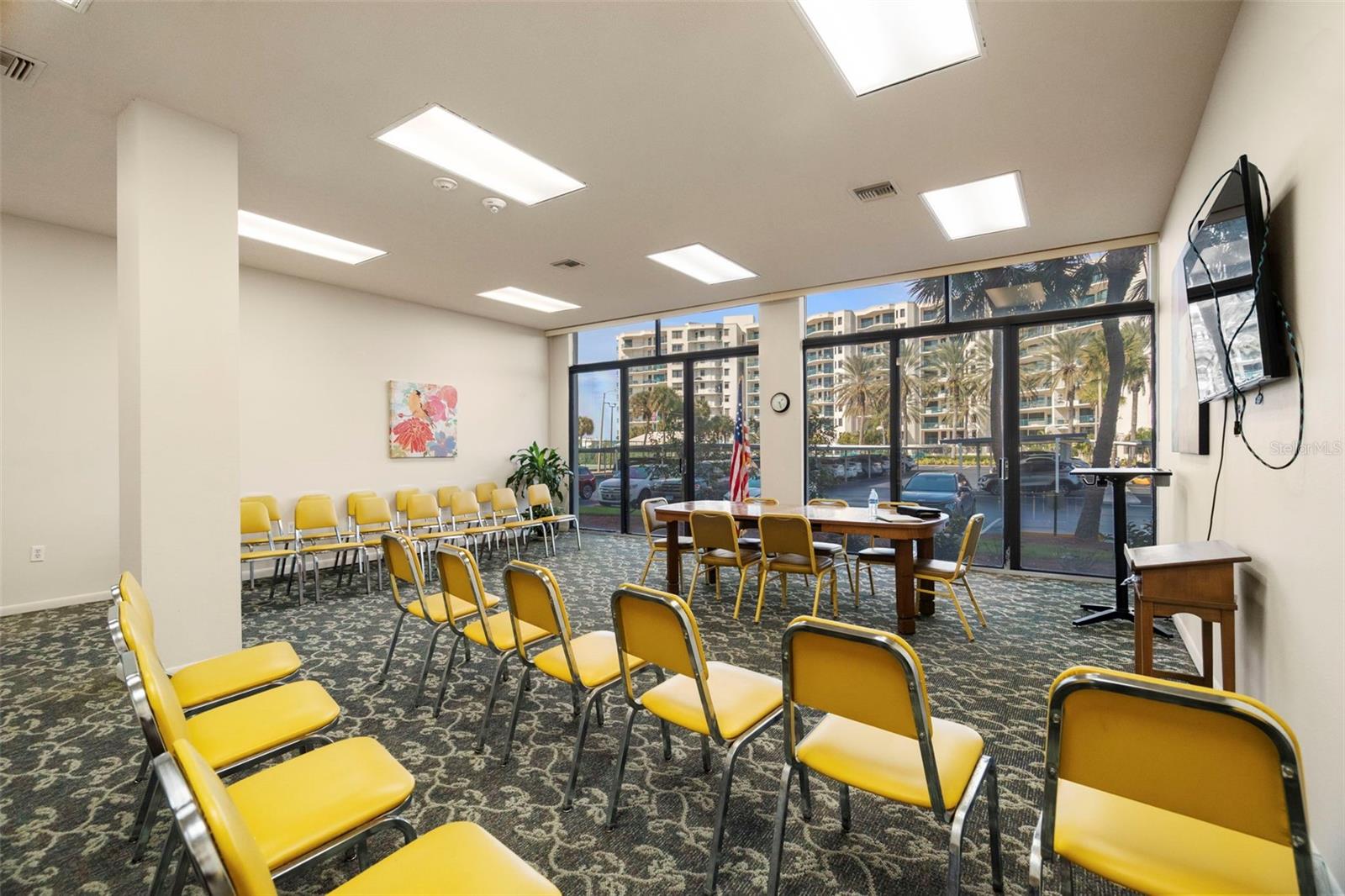 Amenity:  Community meeting room