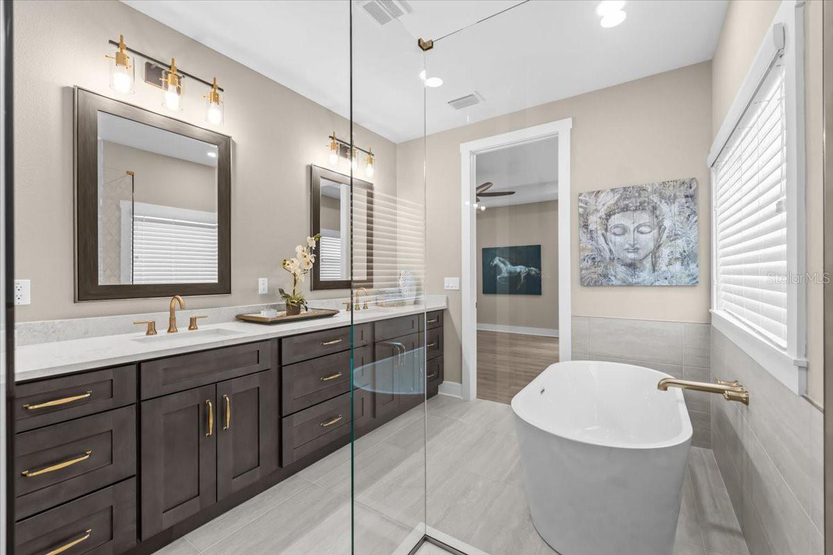 Primary Bath, Double vanity