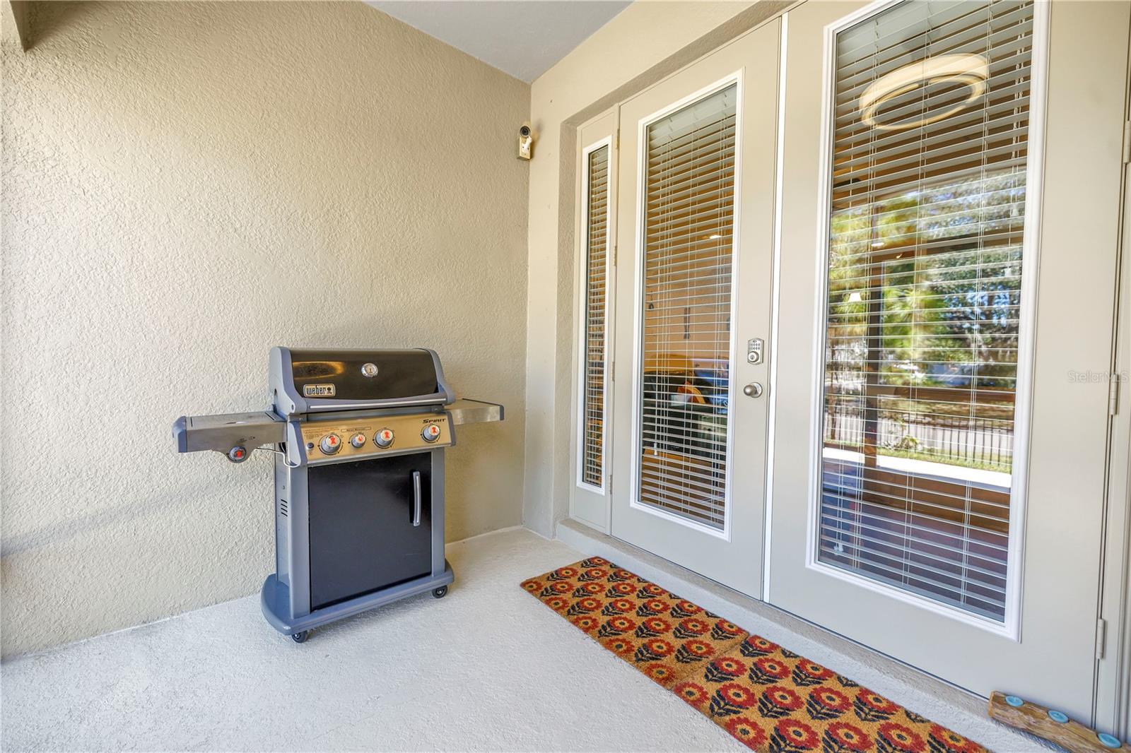 Screen enclosed patio