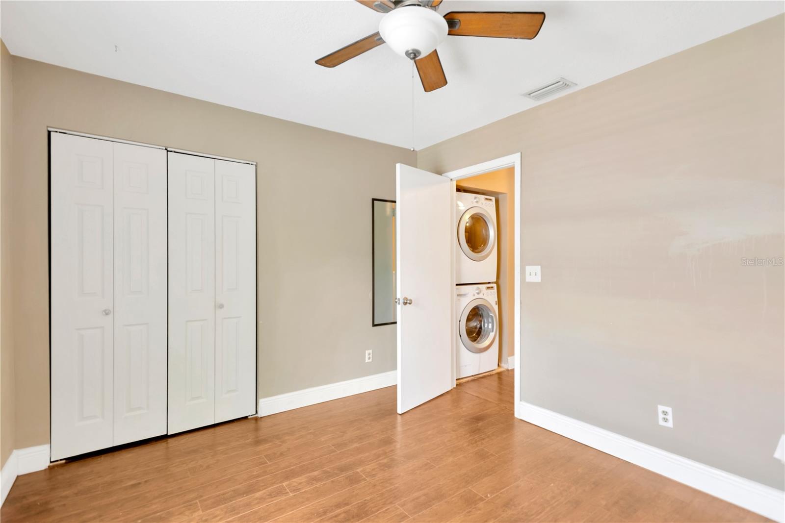 Second guest bedroom ~~ it is currently being used as an in-home office.