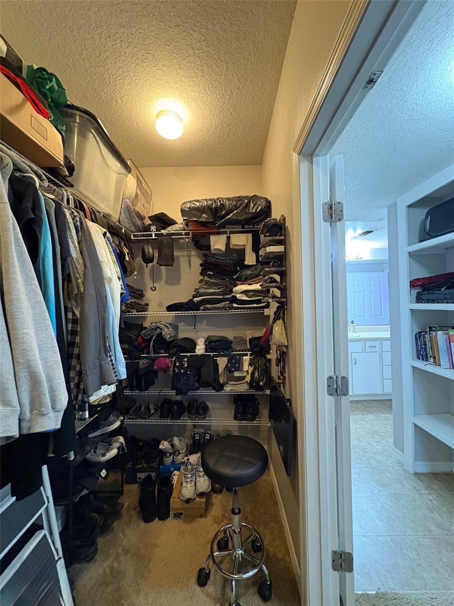 Walk-in closet