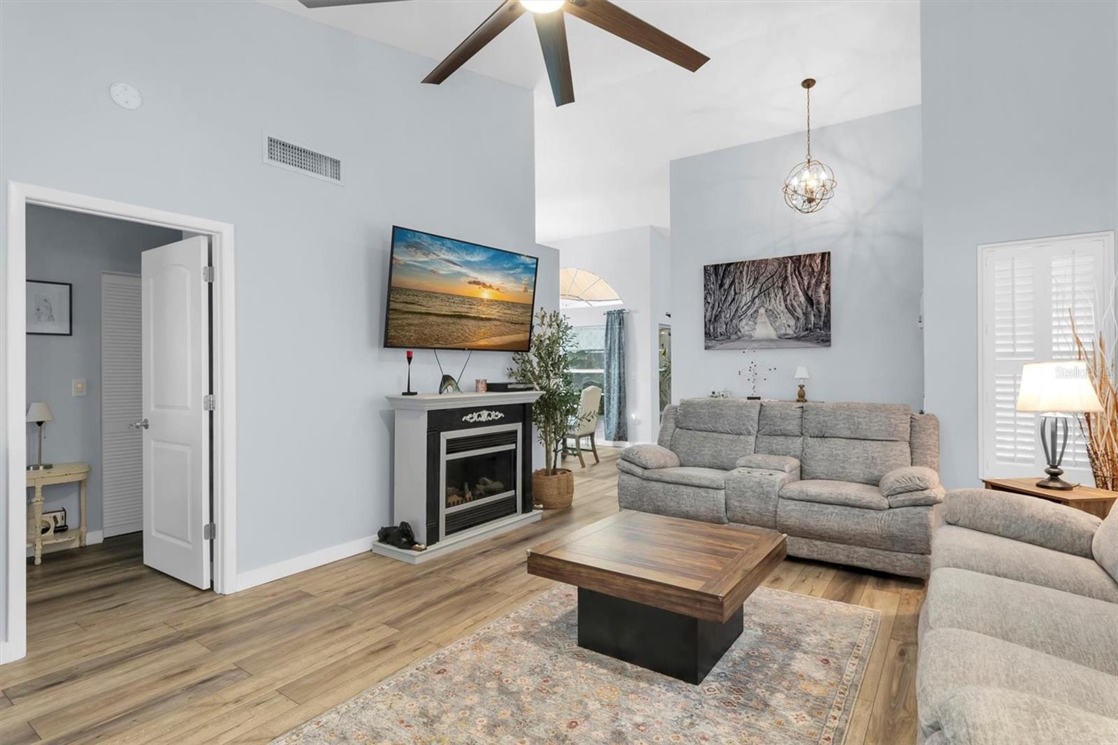 FAMILY ROOM W/ VAULTED CEILING