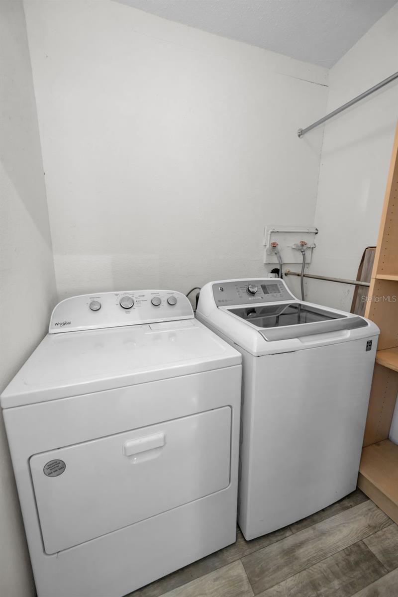 Full size washer & dryer