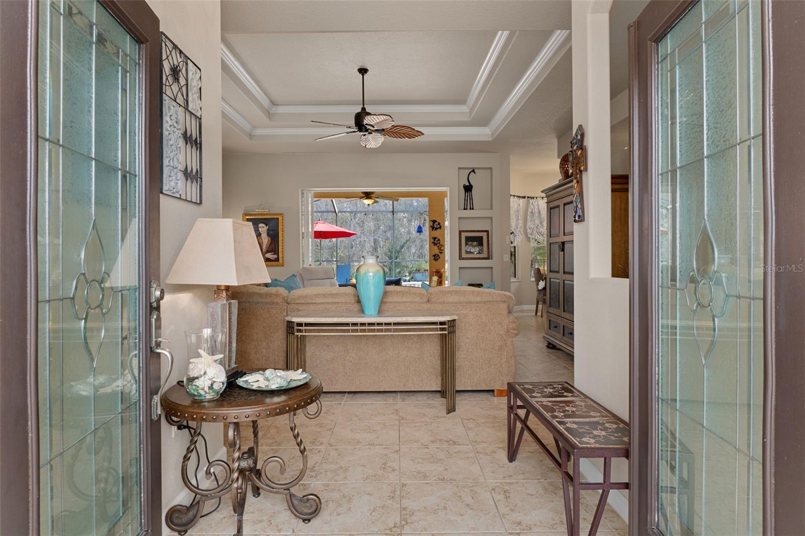 DOUBLE GLASS DOOR ENTRANCE