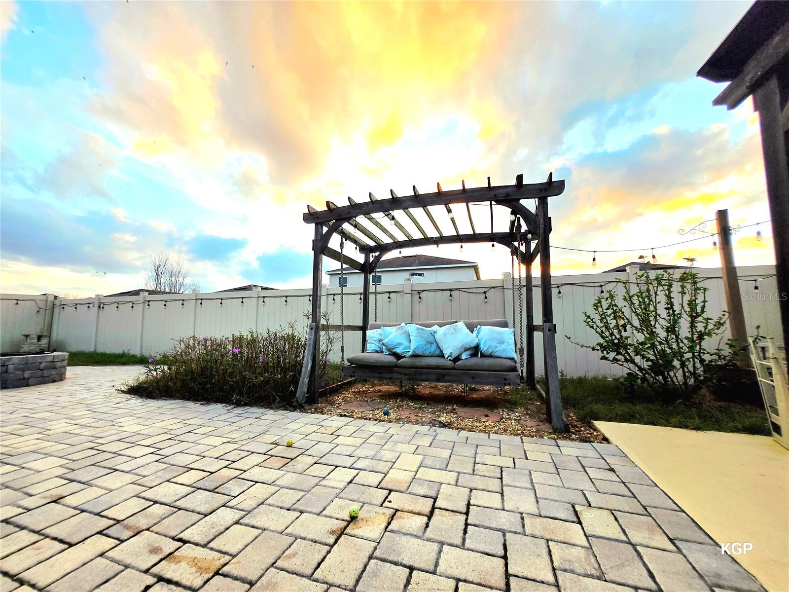 Outdoor Couch/ Bed Combo Swing