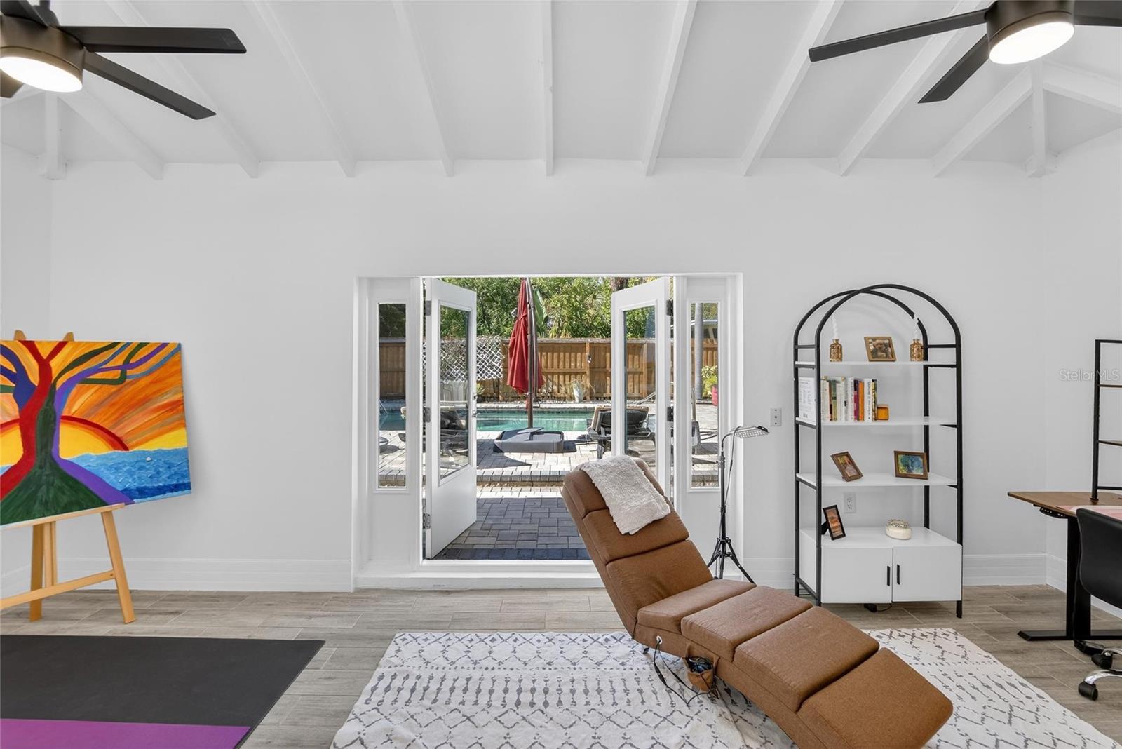 Casita Looking onto the Pool