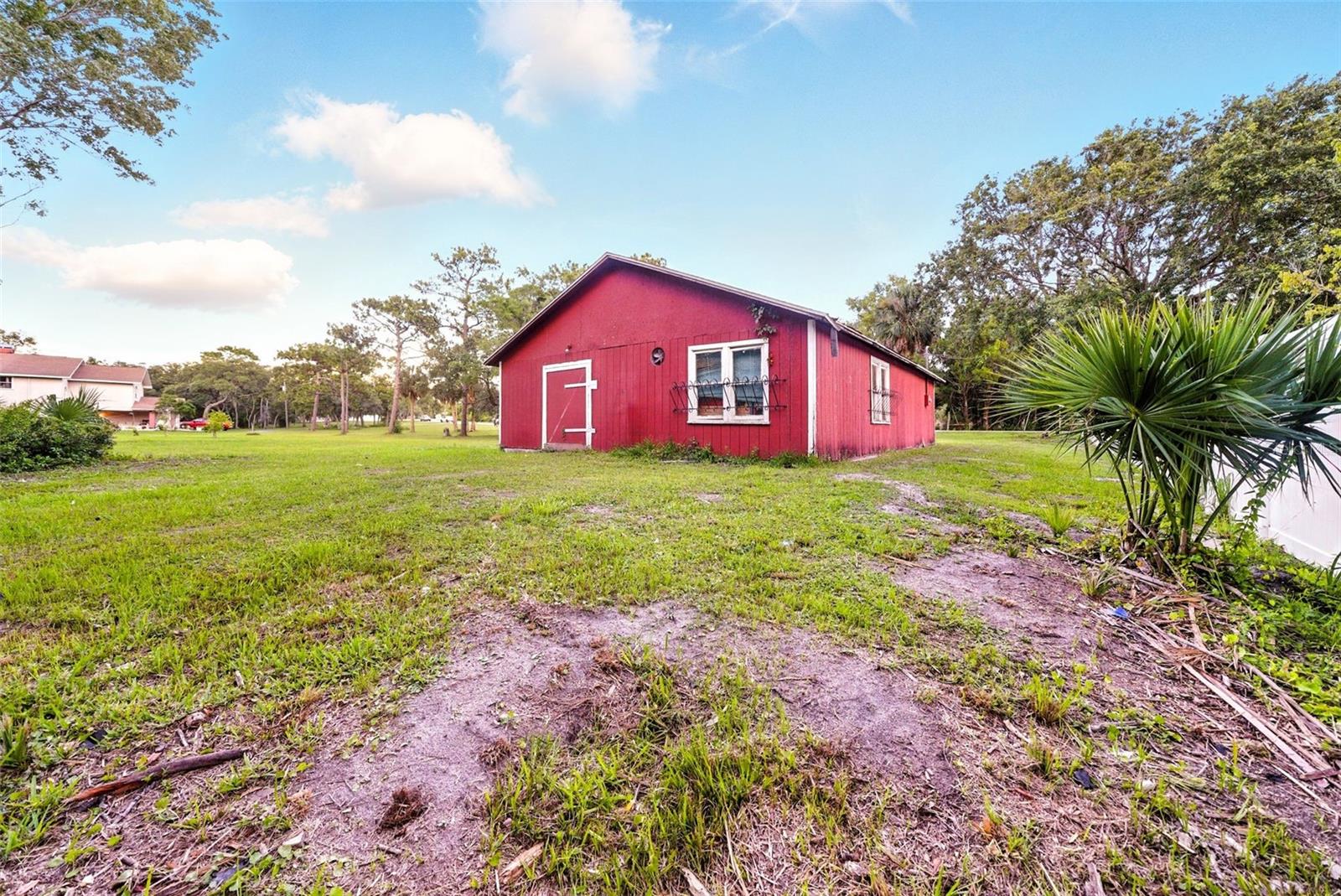 1821 Sq Ft Detached Garage/Workshop