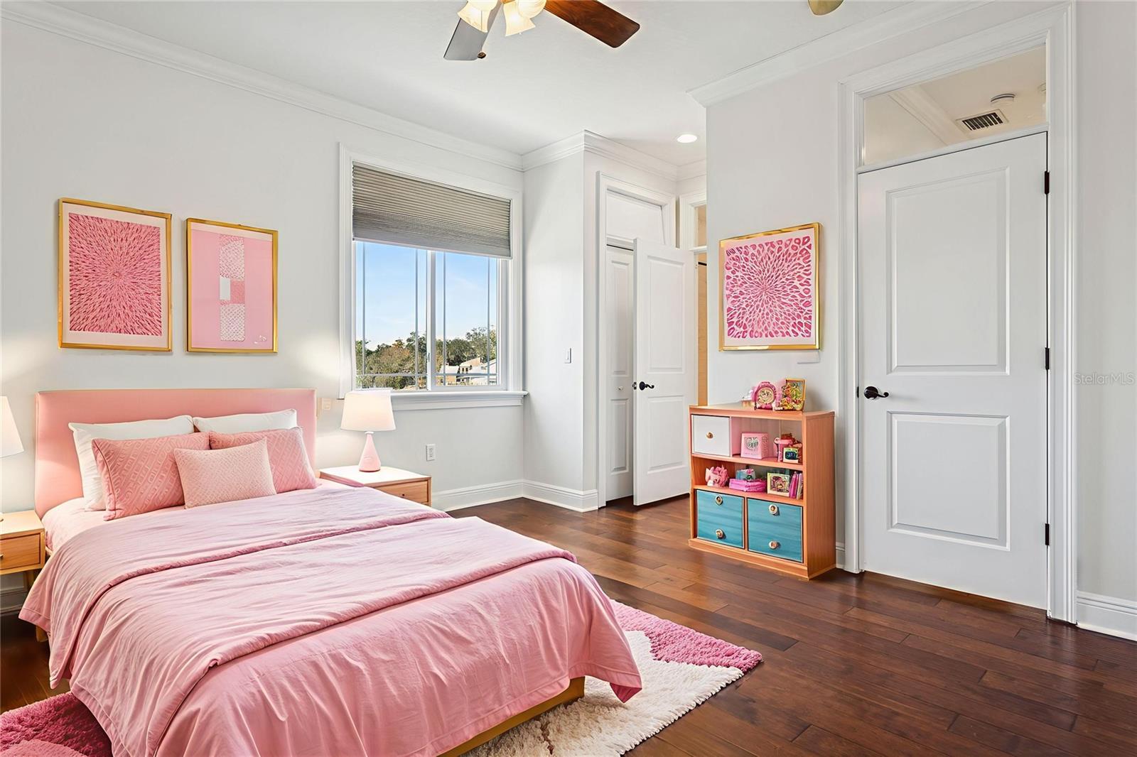 BR4 - 2nd Fl w/ En Suite BA