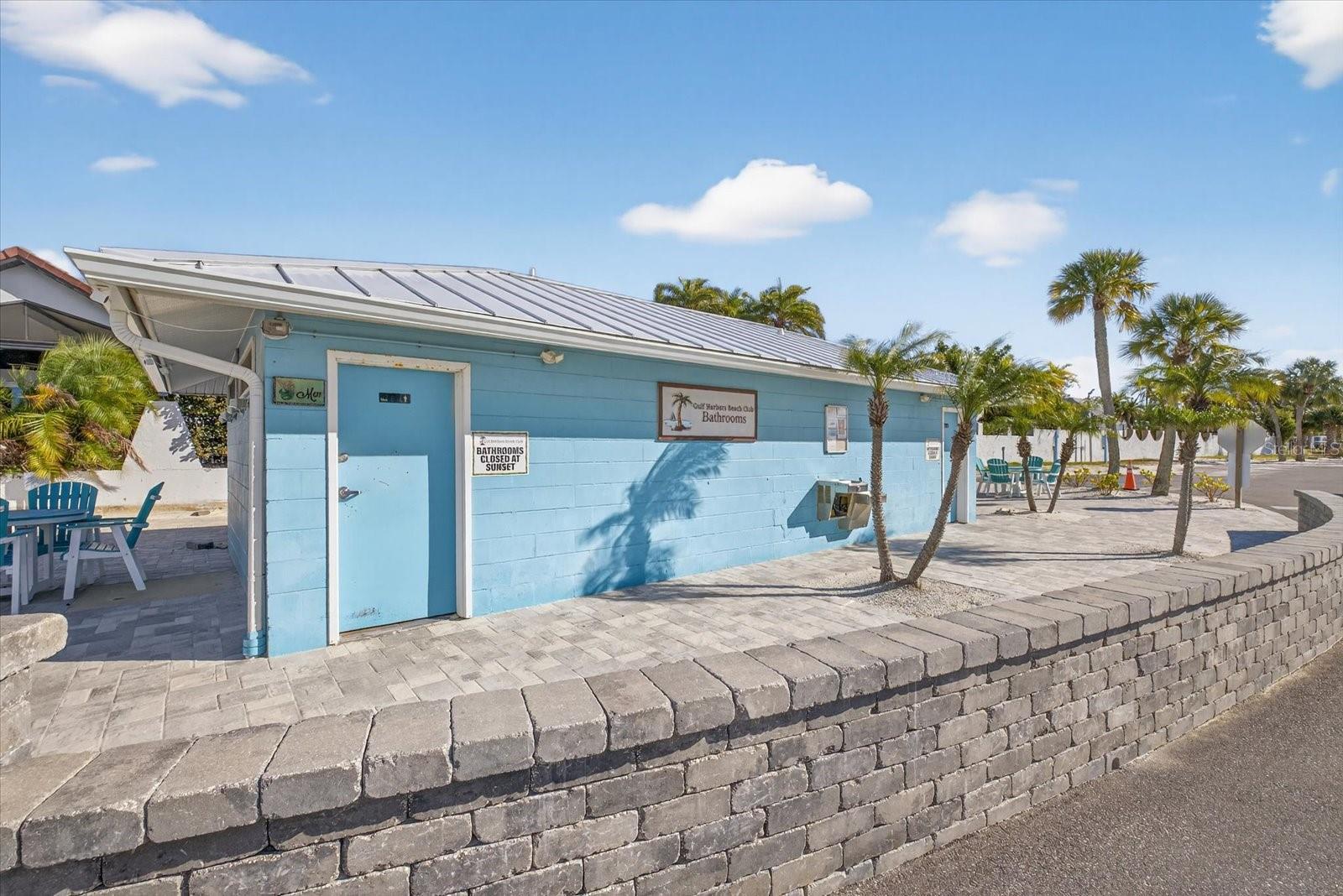 Gulf Harbors Beach Club