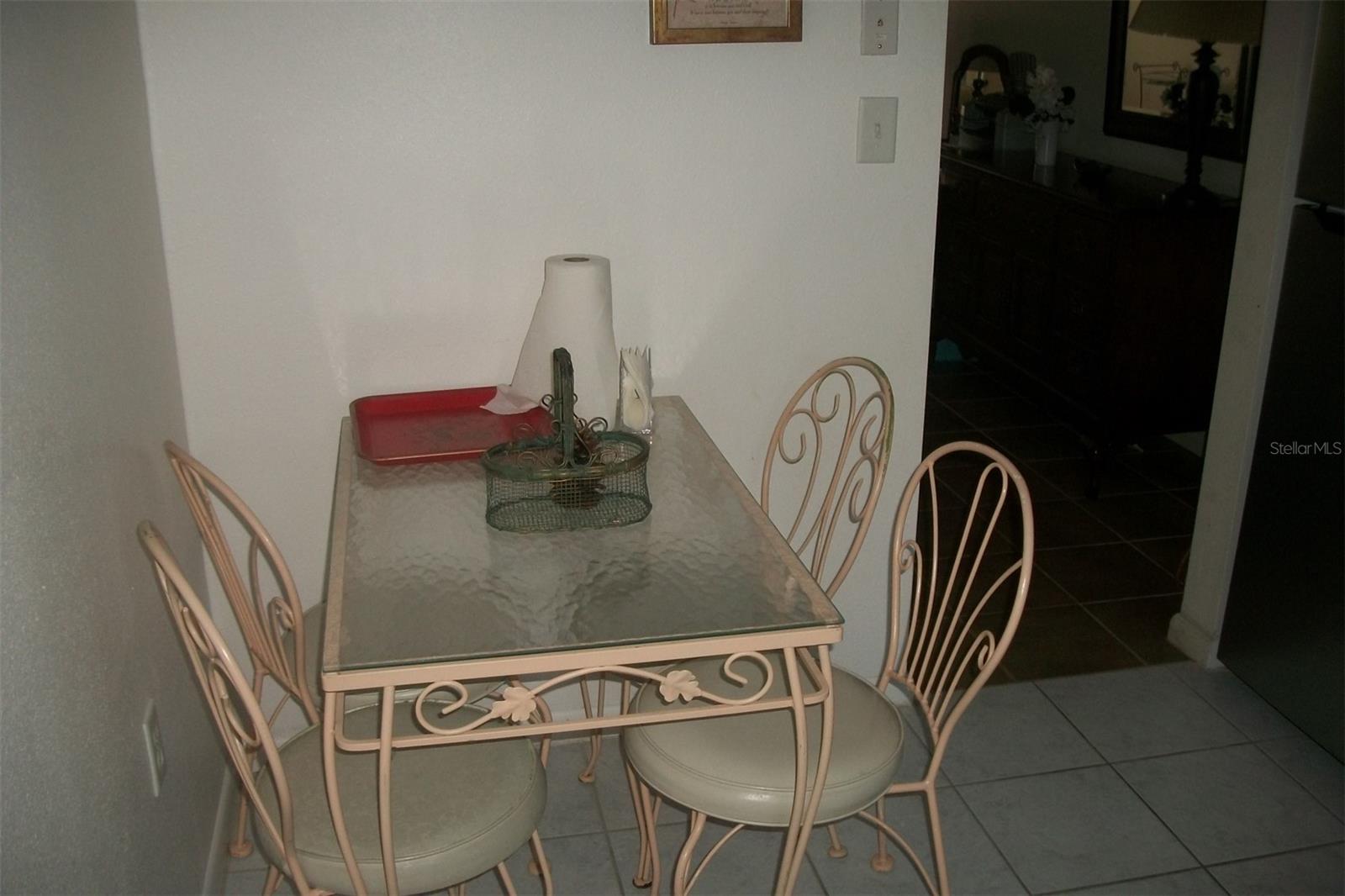 Eating area in Kitchen