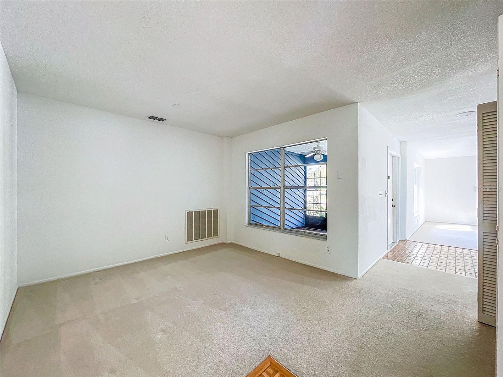 Den/Office/Bonus Room