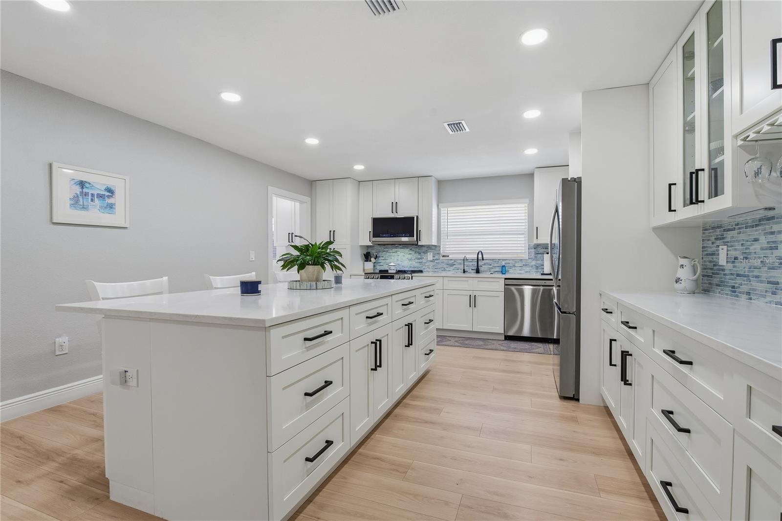 EXPANSIVE KITCHEN ISLAND!