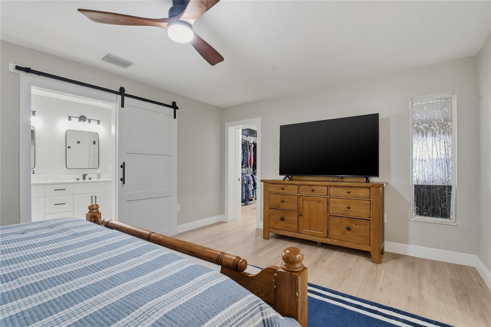 GORGEOUS PRIMARY SUITE!