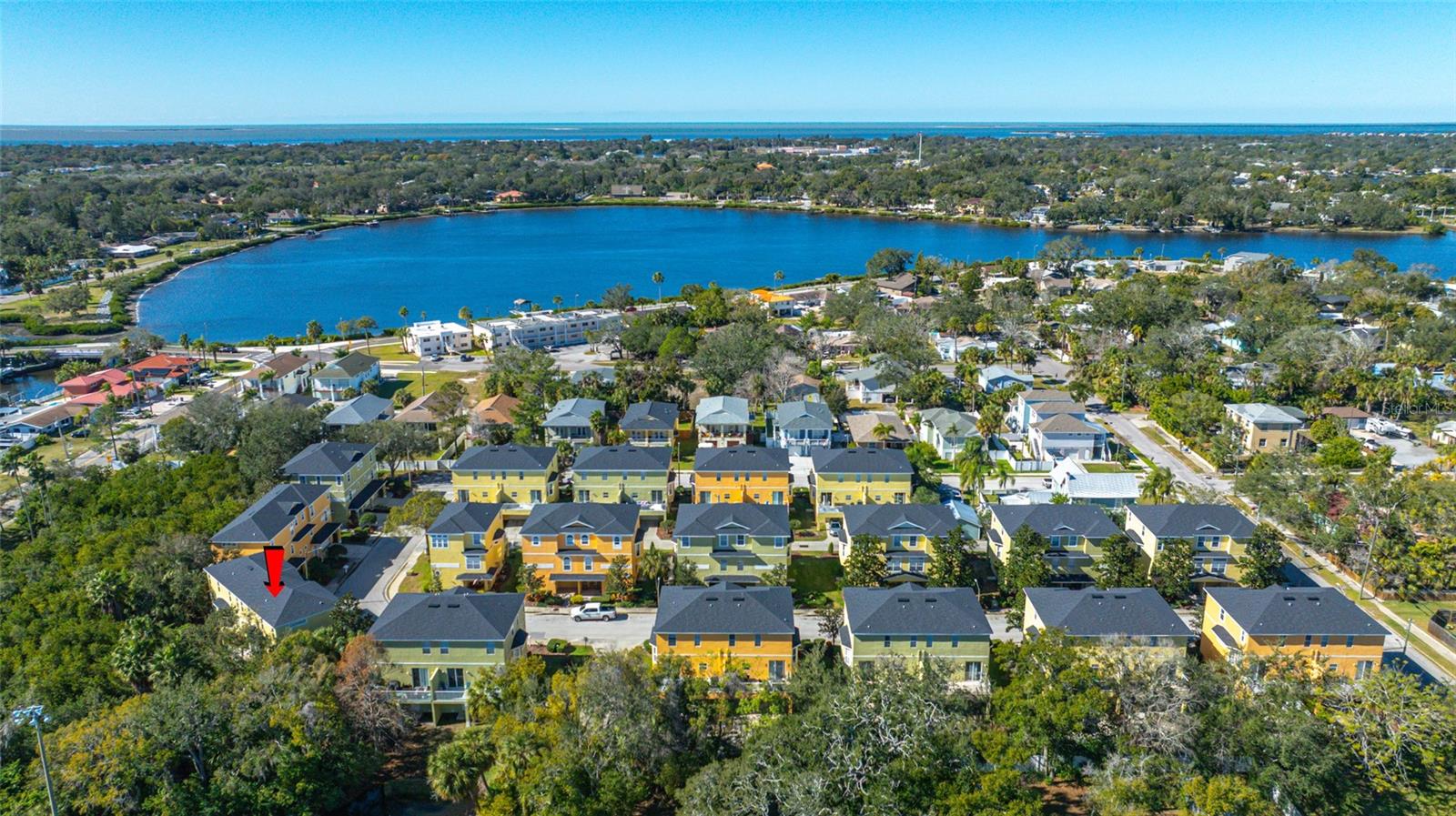 Few blocks from Spring Bayou