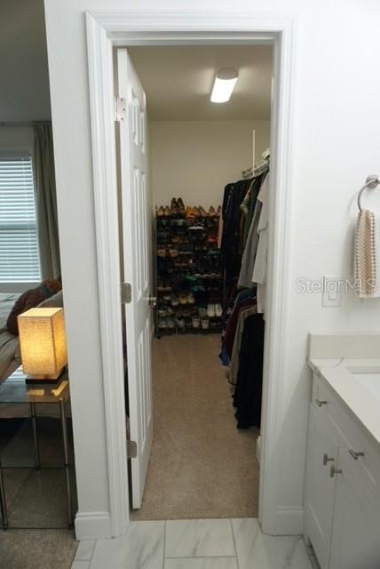 Huge Walkin Closet