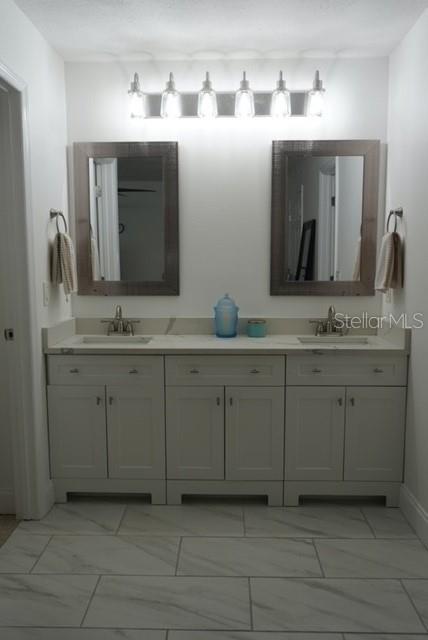 Quartz Counters Dual Vanity