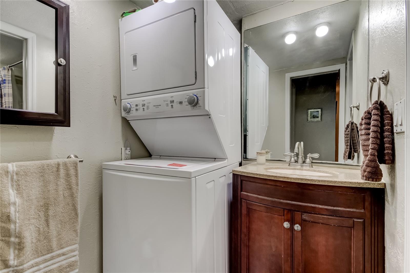 In-unit washer/dryer