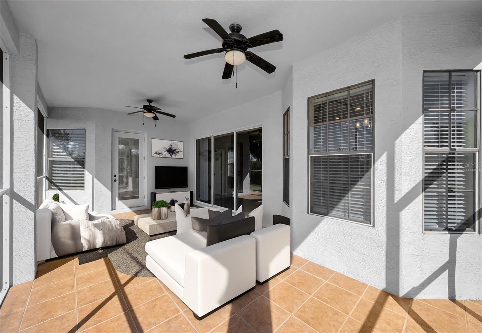Lanai- Virtually Staged