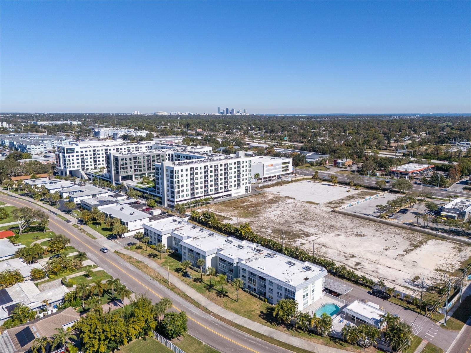 Easy Commute to Downtown!