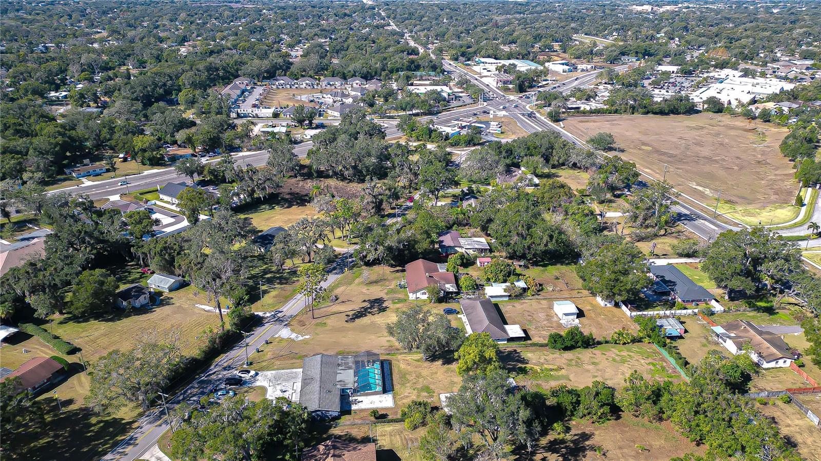 Close to Lumsden and lithia pinecrest!