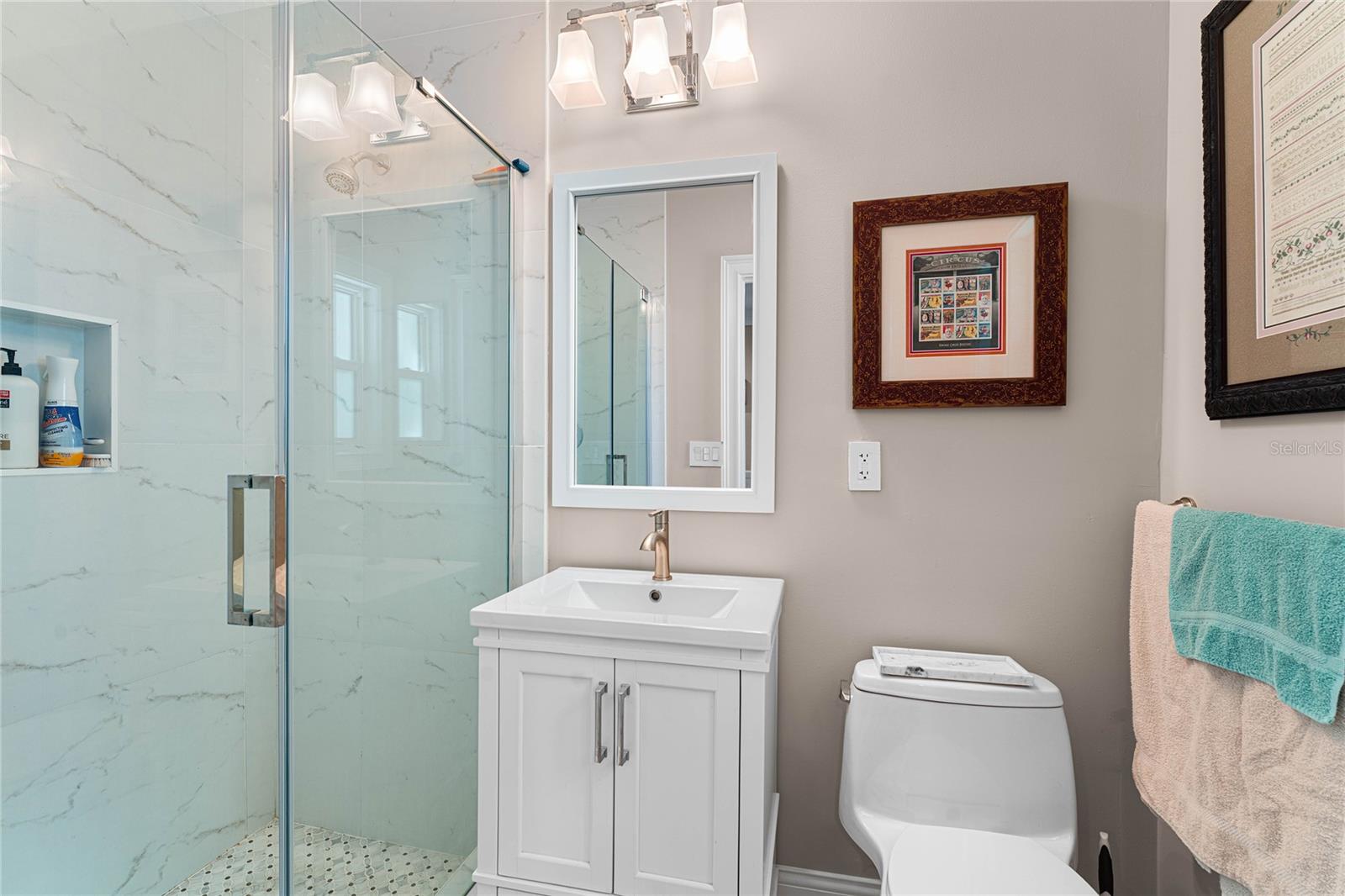 En-Suite Bathroom for Bedroom #3