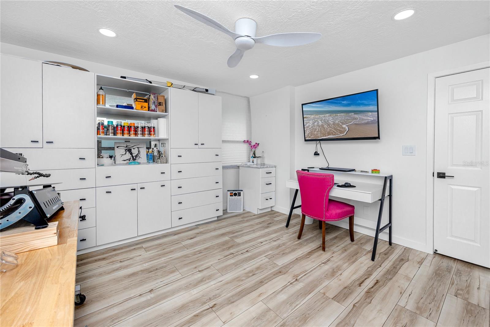 3rd bedroom currently used as workshop