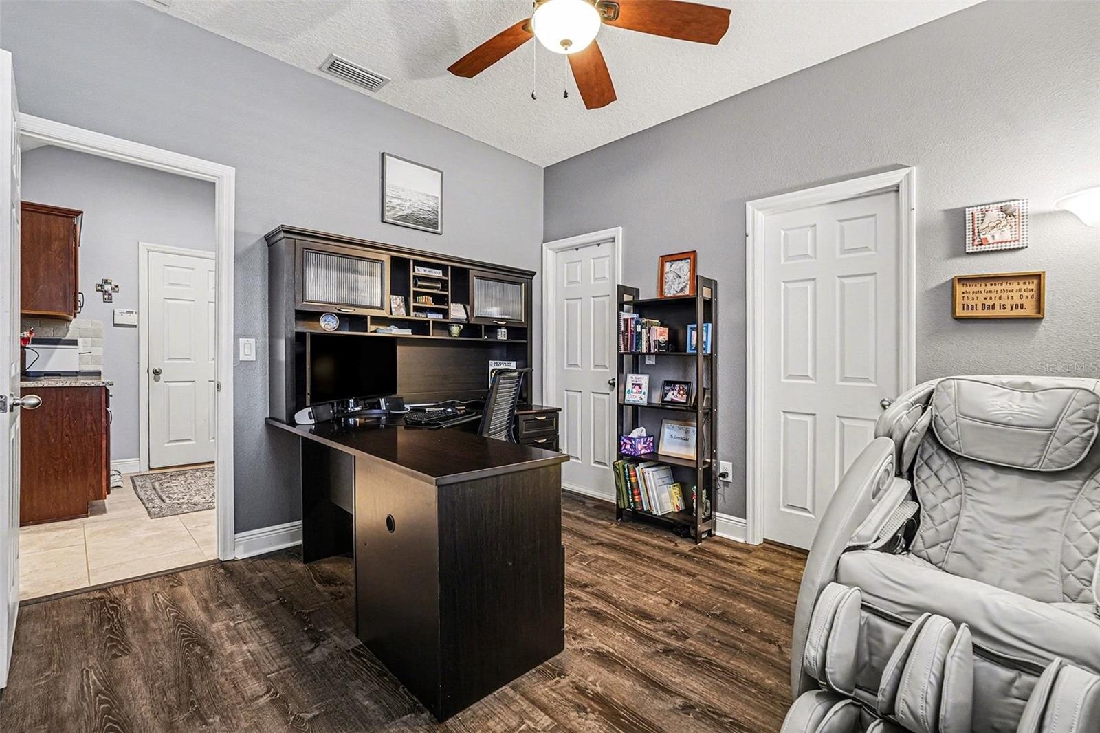 1st Floor Office / Guest Suite