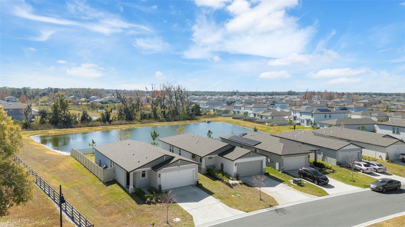 Pond View, Extra side yard space & fenced