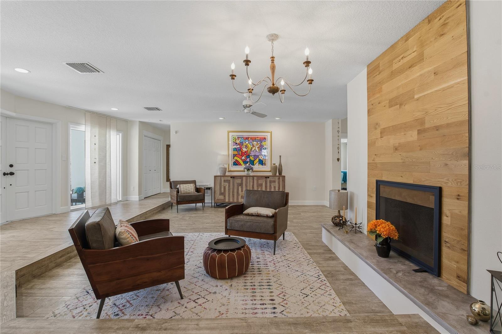 BEAUTIFULLY DESIGNED HOME