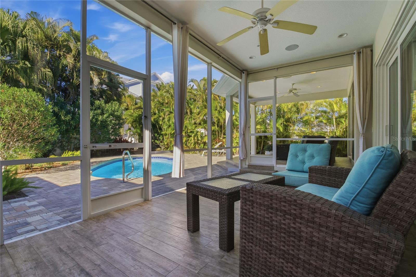 COVERED & SCREENED IN LANAI