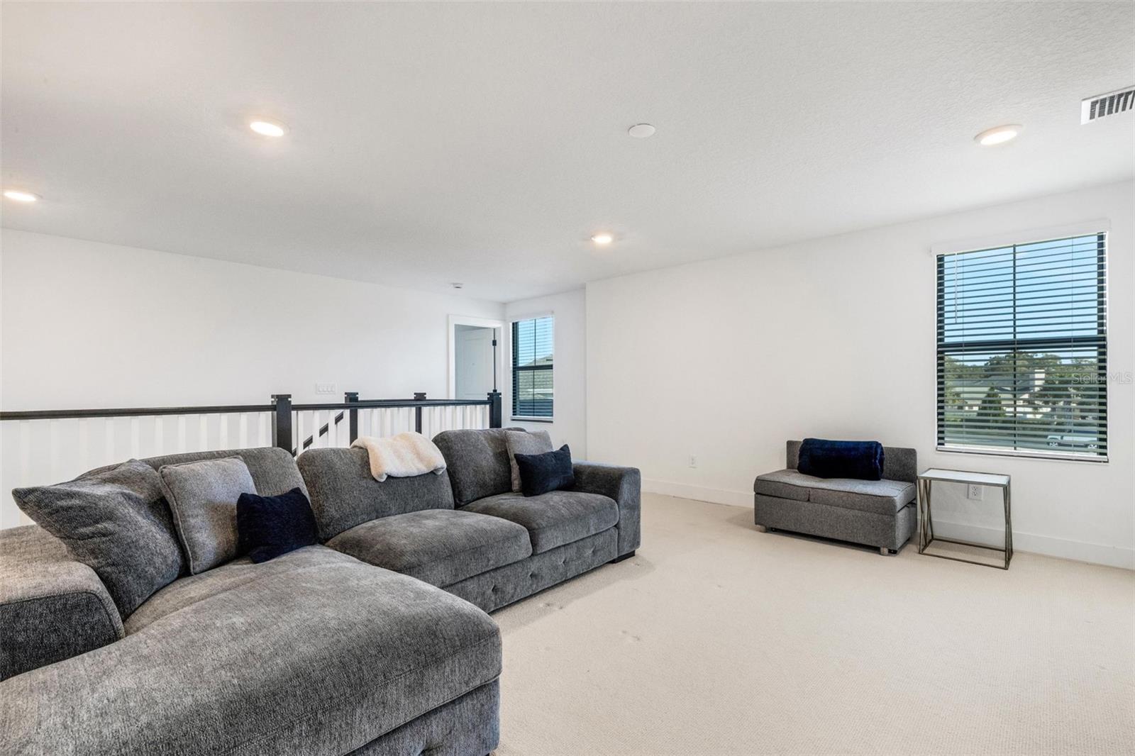 2nd floor sitting area