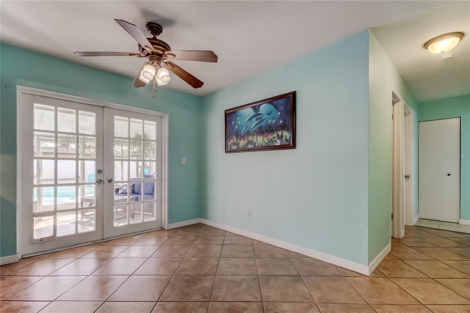 Dining Room w/French Doors to Lanai