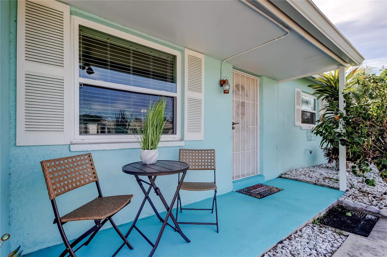 Front Porch Entrance