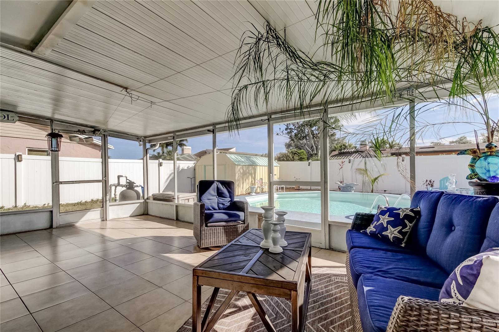 Large Lanai Overlooking Pool
