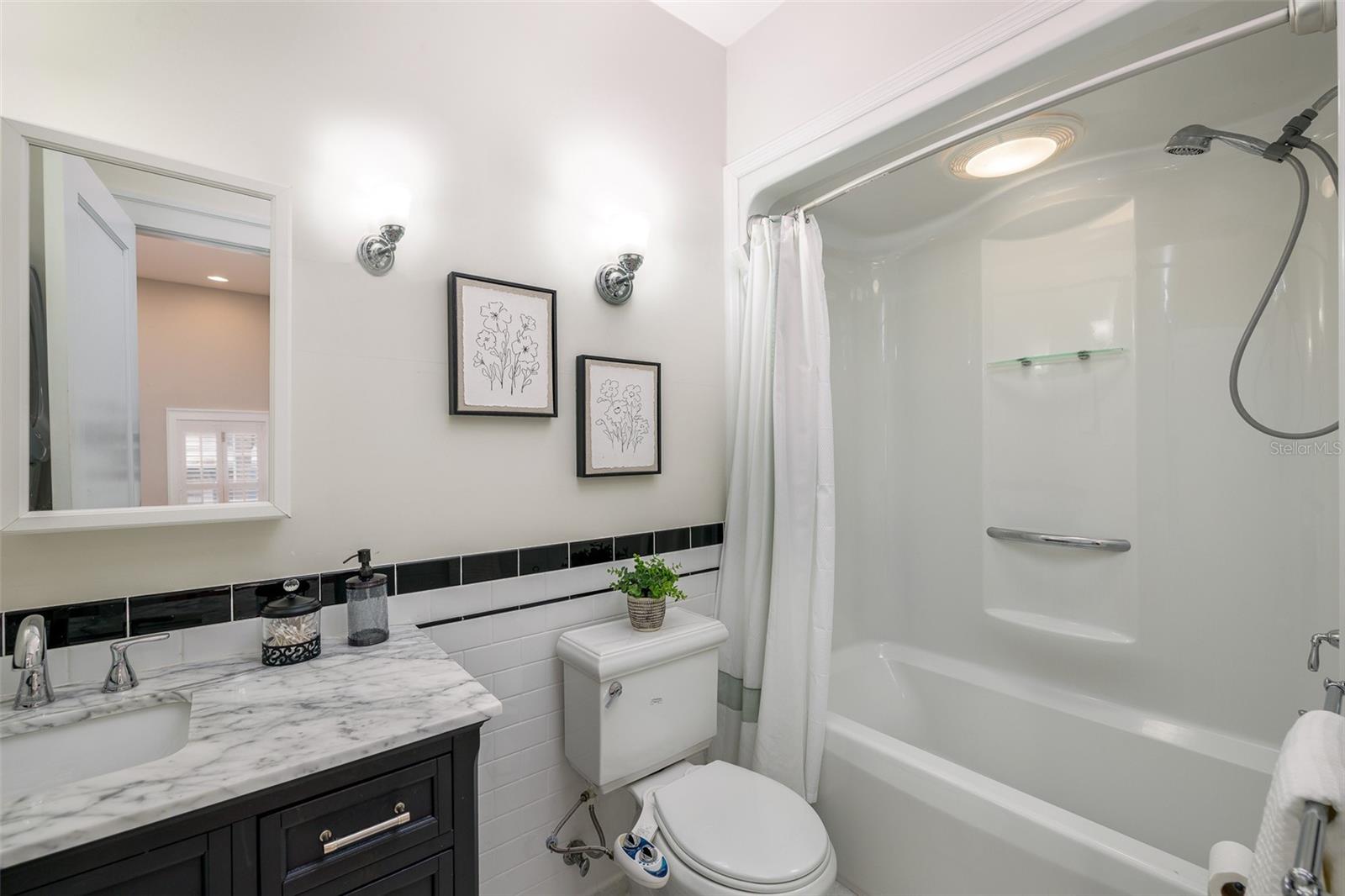 ADU: 1 full bath with tub and washer/dryer