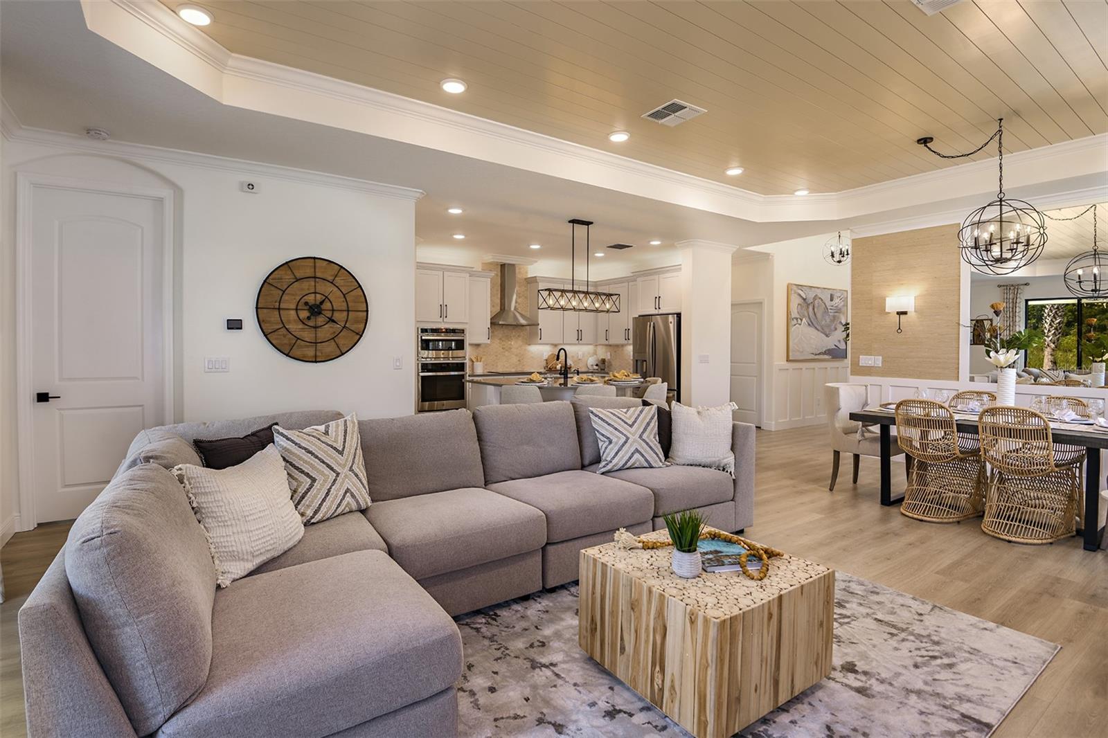 Model Home - Does not represent actual To be Built Home Options shown