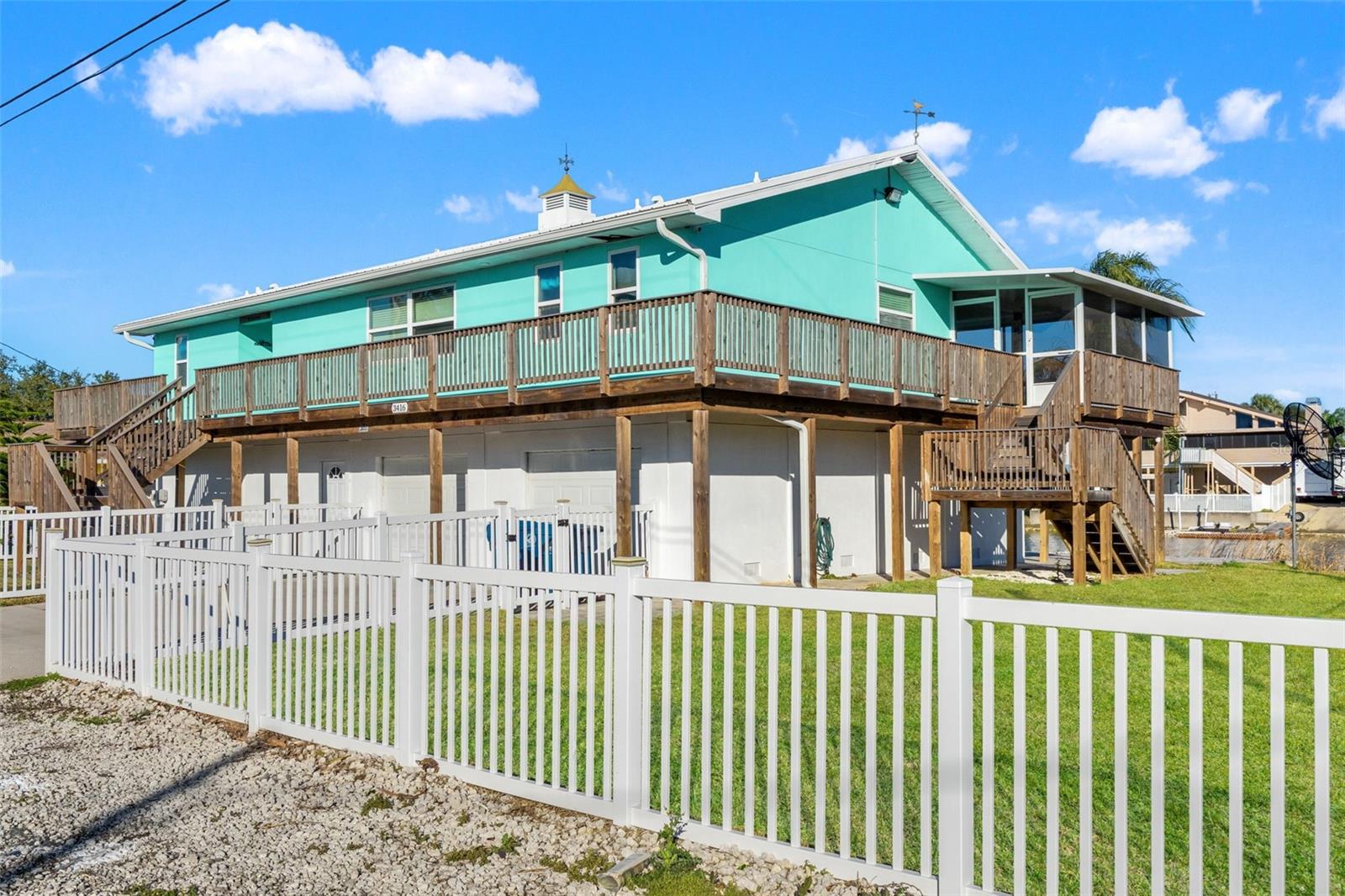 3416 Crape Myrtle Dr