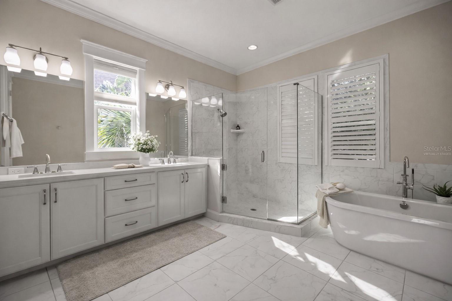 Virtually Staged Primary En-Suite