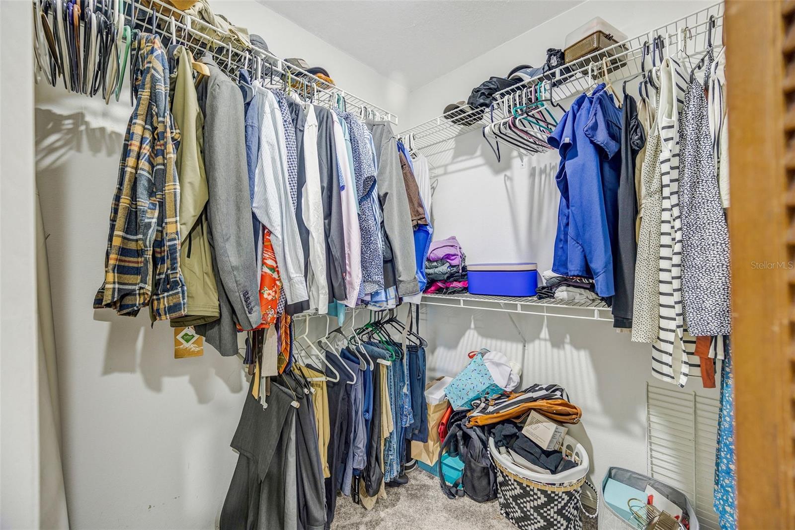 Walk-in closet