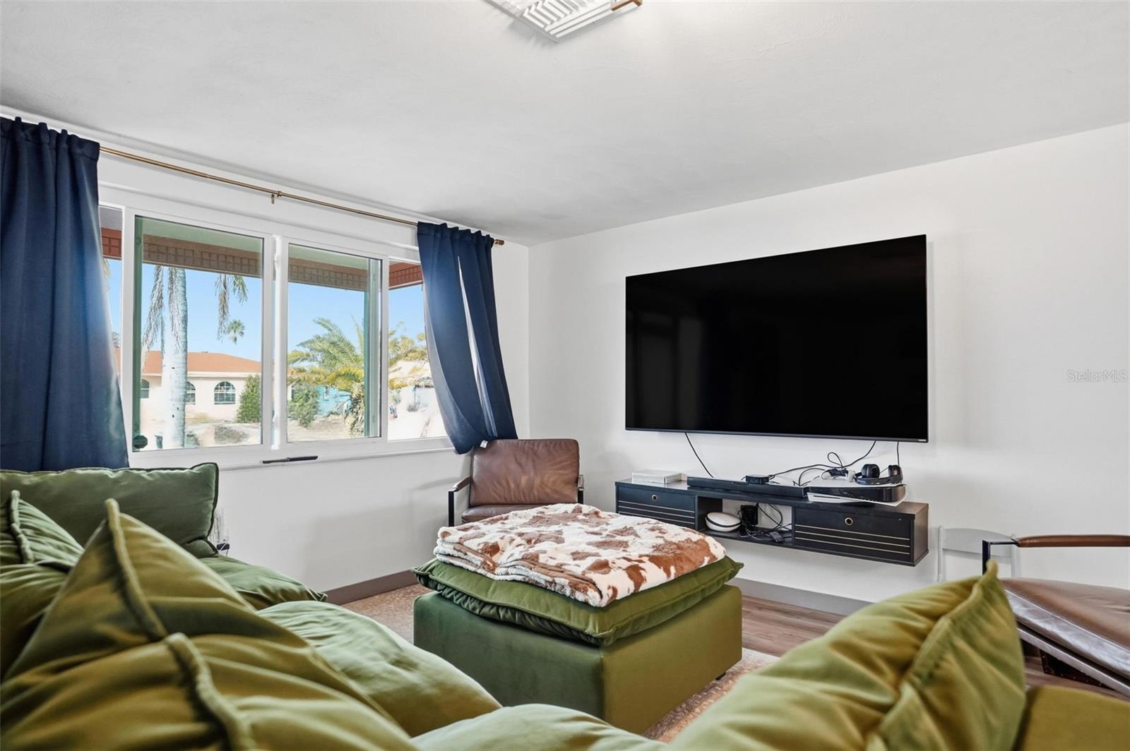 Spacious Living Room