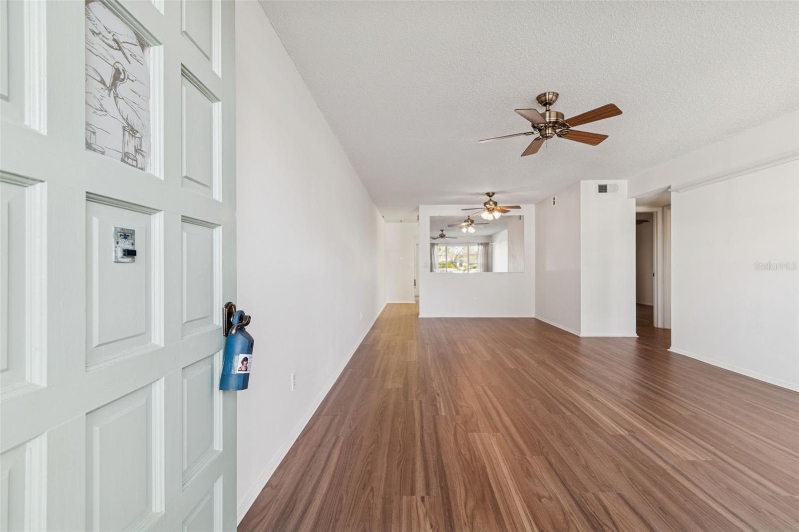 Living room/Dining room
