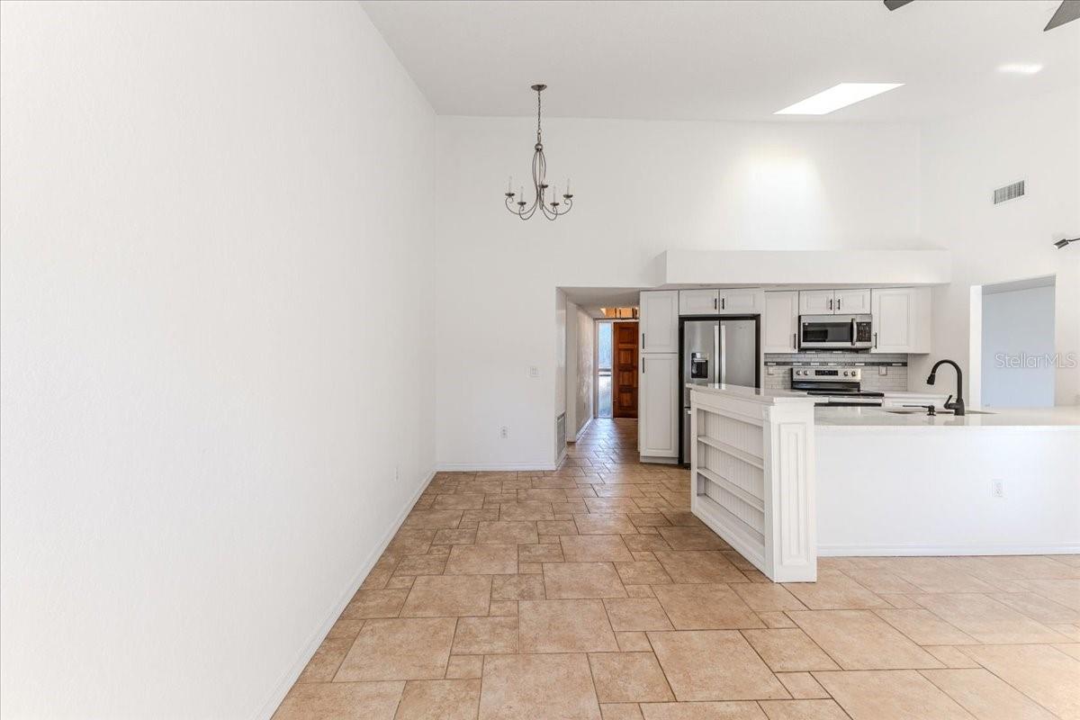 Breakfast Nook & Kitchen
