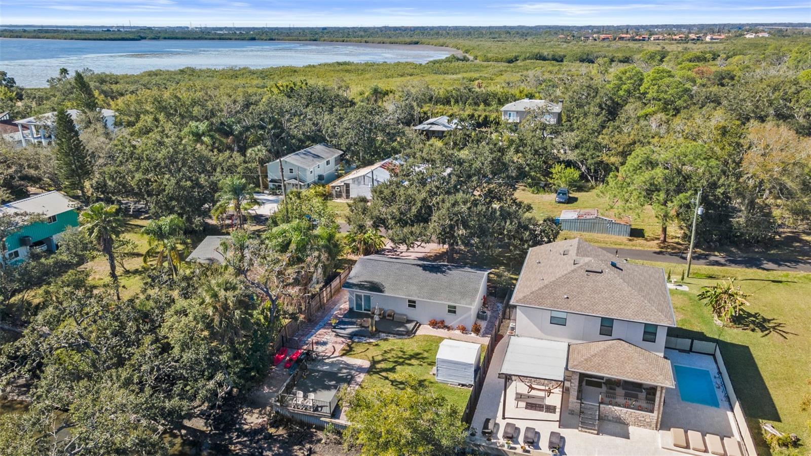 Located on Saltwater Canal leading to Mobbly Bay & Tampa Bay!