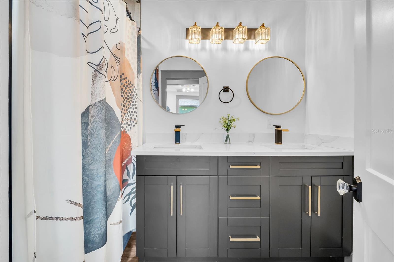 Guest Full Bath w/ Double Vanity and tub