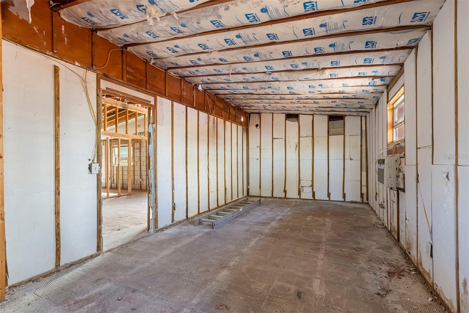 Family Room/ Bonus Room