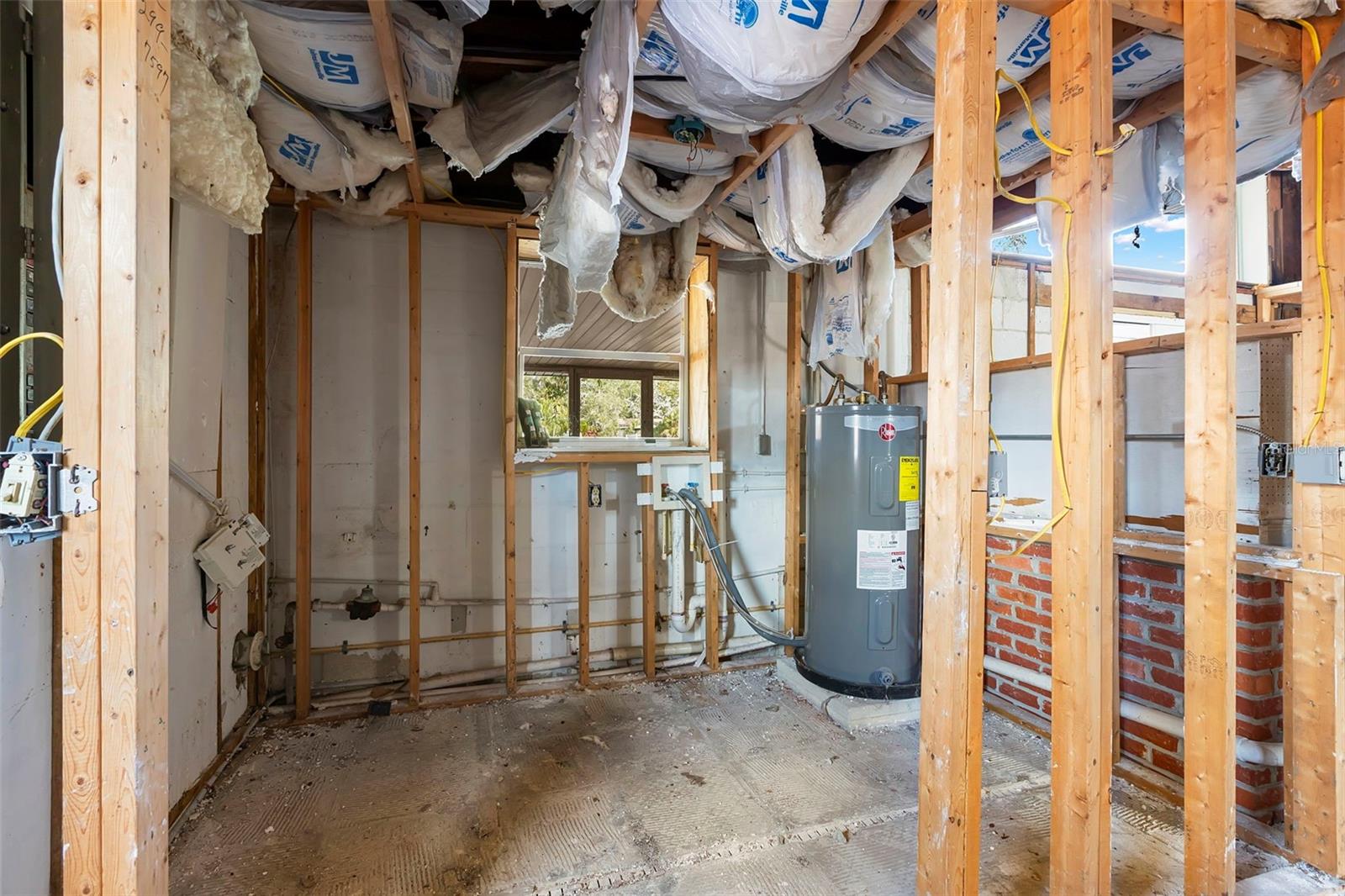 Laundry Room/ Utility