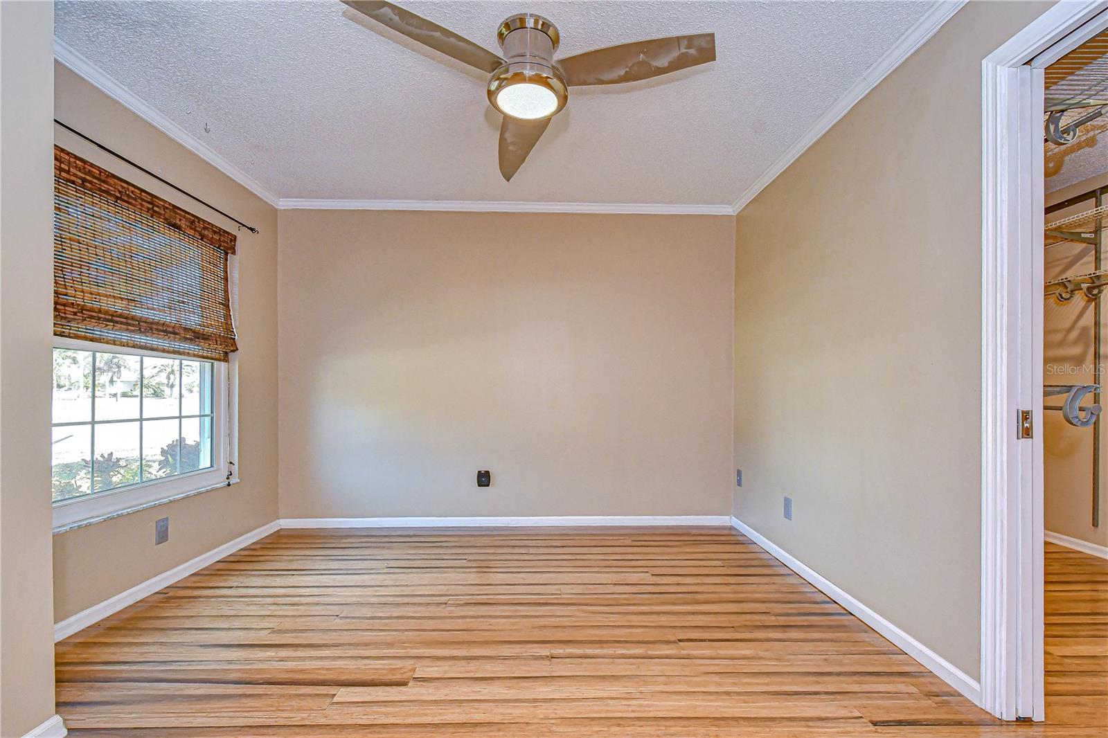 Office or 5th bedroom!